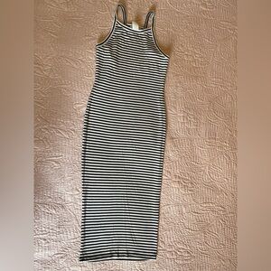 Sleeveless Black and White Striped Bodycon Dress